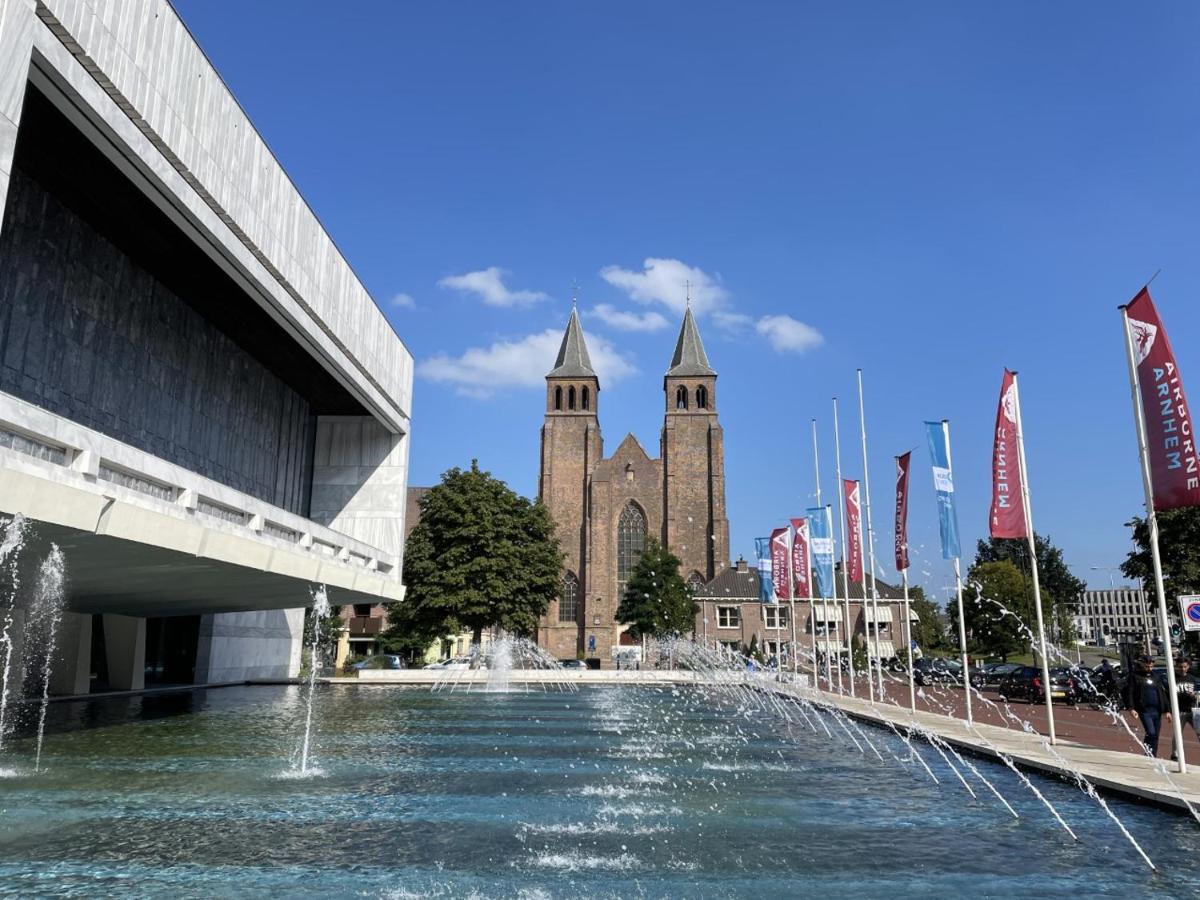 Aparthotel Walburgis Residenties Arnhem Zewnętrze zdjęcie